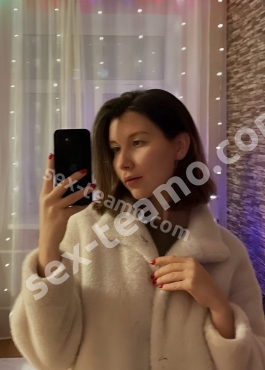 Василиса привлекательная девушка из Серова цена от 9000 руб
